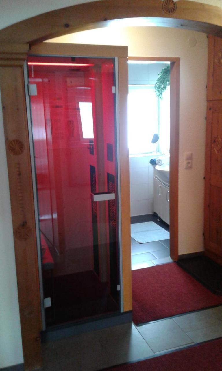 Biancas Ferienwohnung Im Haus Roswitha Tumpen Luaran gambar