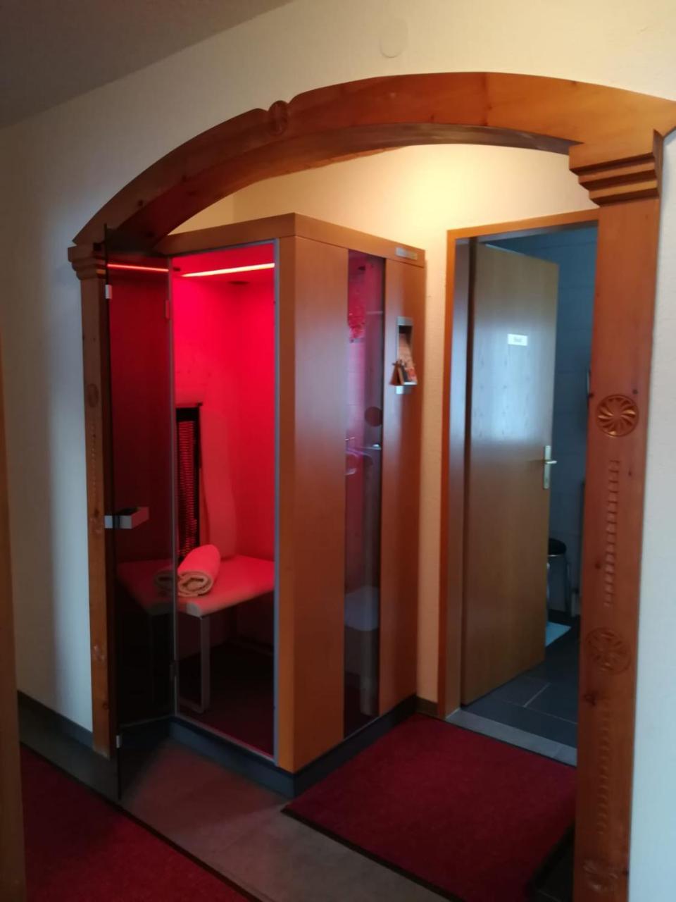 Biancas Ferienwohnung Im Haus Roswitha Tumpen Luaran gambar