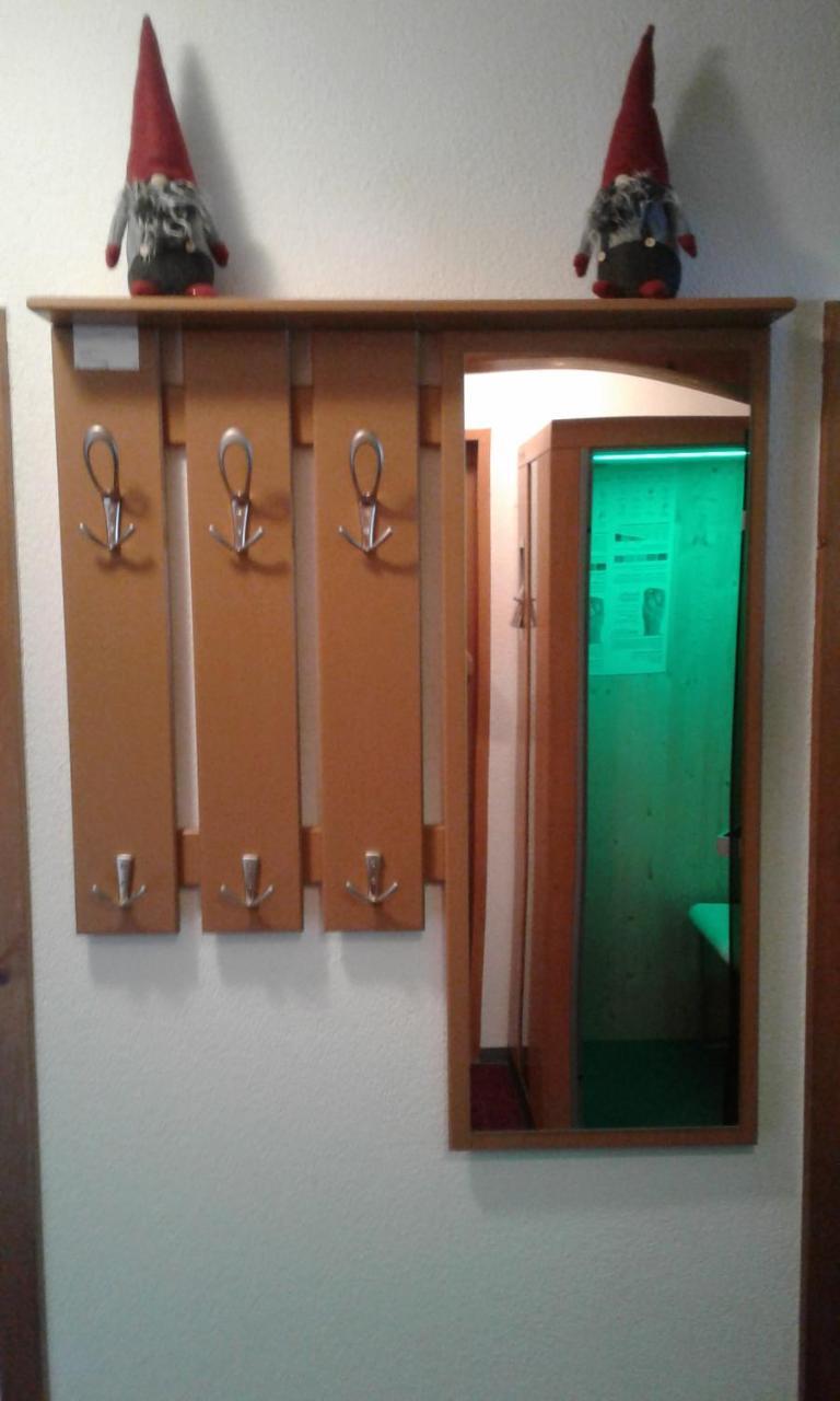 Biancas Ferienwohnung Im Haus Roswitha Tumpen Luaran gambar